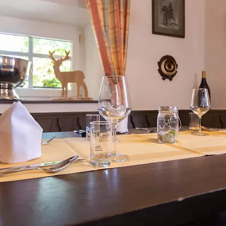 Landgasthof Zur Sonne Han/Misafirhane 3*